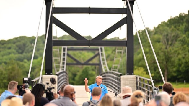Joplin Unveils Its First-Ever Suspension Bridge in Grand Ceremony | judi kartu online, best casino s