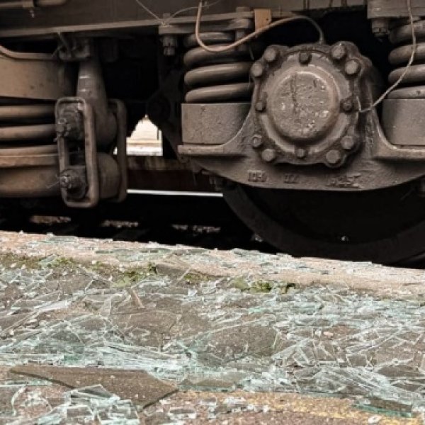 Critical Disruptions in Ukraine: Recent Attacks on Locomotives | garena4d slot, divine fortune slot 
