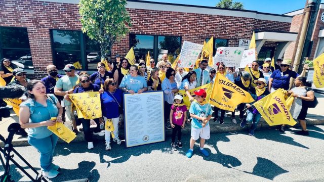 Child Care Providers Rally for Fair Contracts Ahead of Election | cm casino, gbwoin, slot daftar ovo
