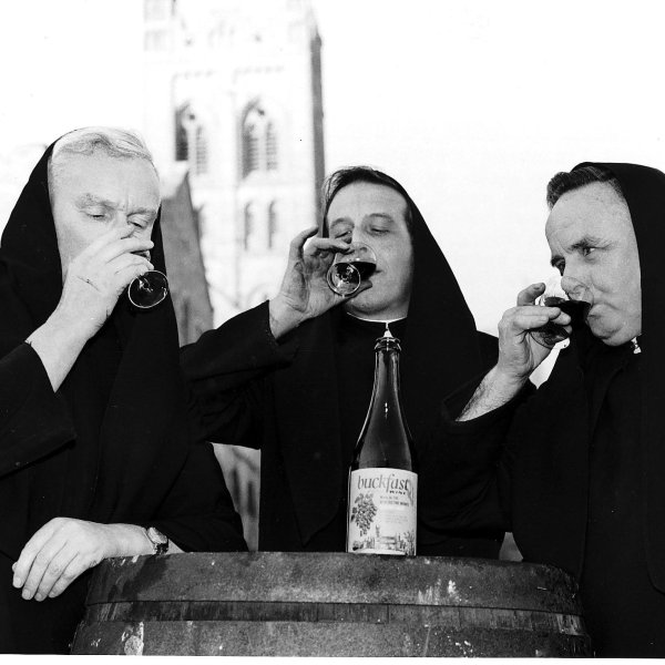 British Monks Craft Premium Wine: Discov
